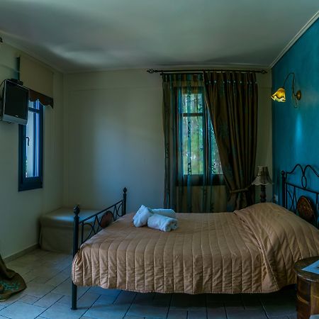 "Epavlis Boutique Galaxidi" Hotel ภายนอก รูปภาพ